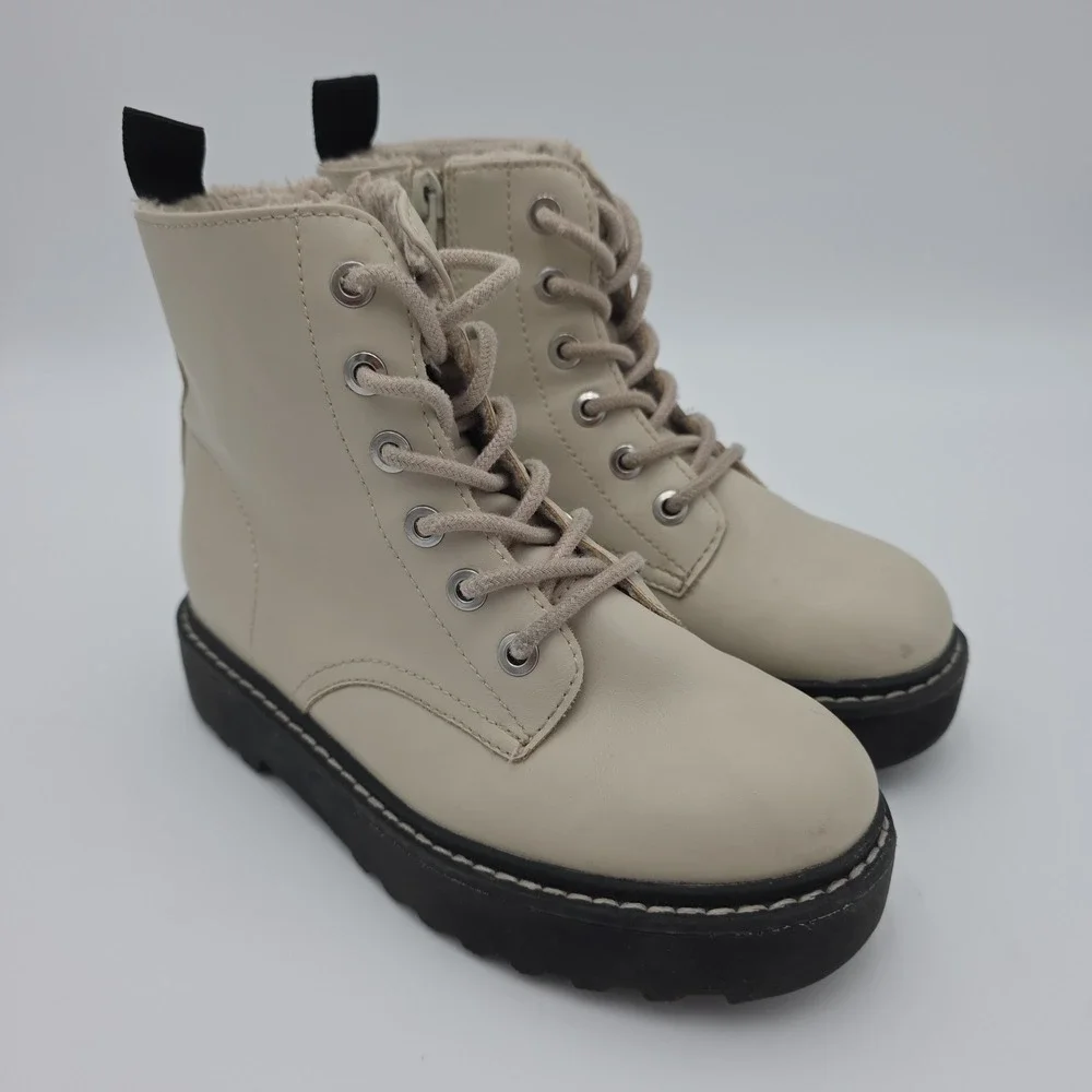 H&M Girls Warm Fur Lined Boots - Size 1, Cream Color, Chunky, Lace-up